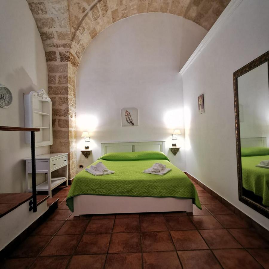 room n.22 suite & apartment Taranto Exterior foto