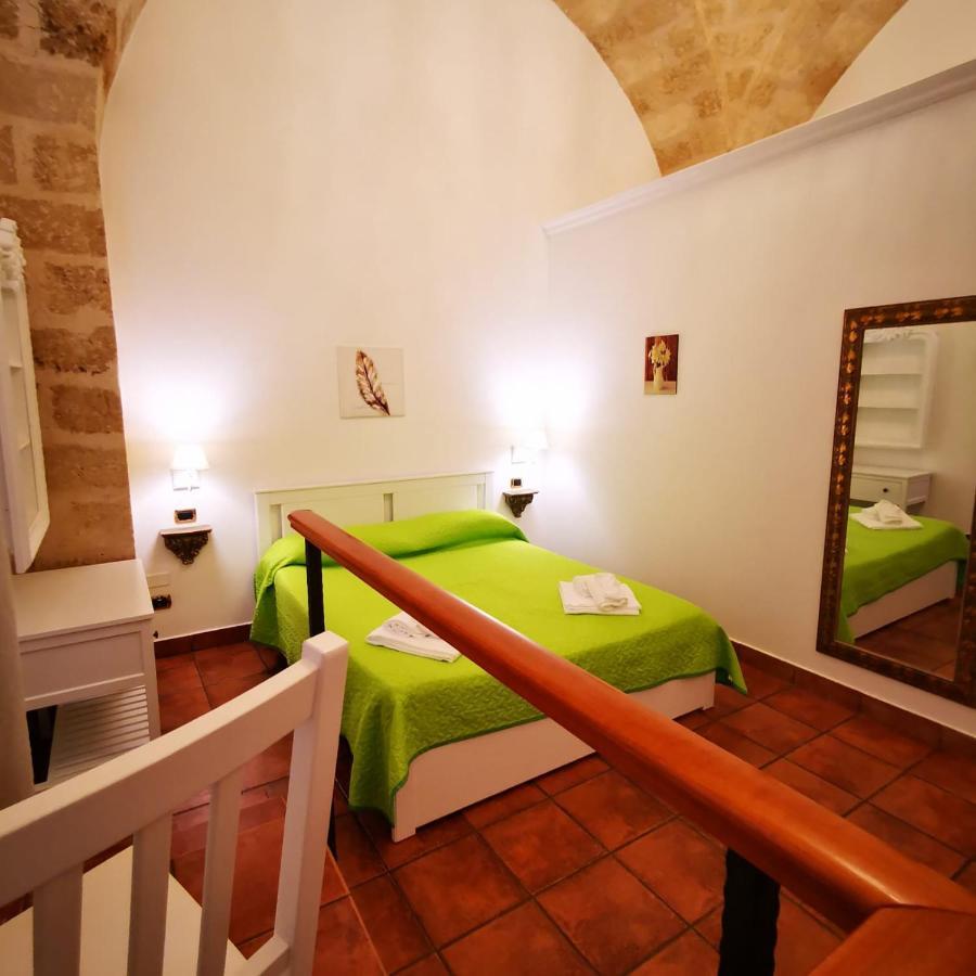 room n.22 suite & apartment Taranto Exterior foto